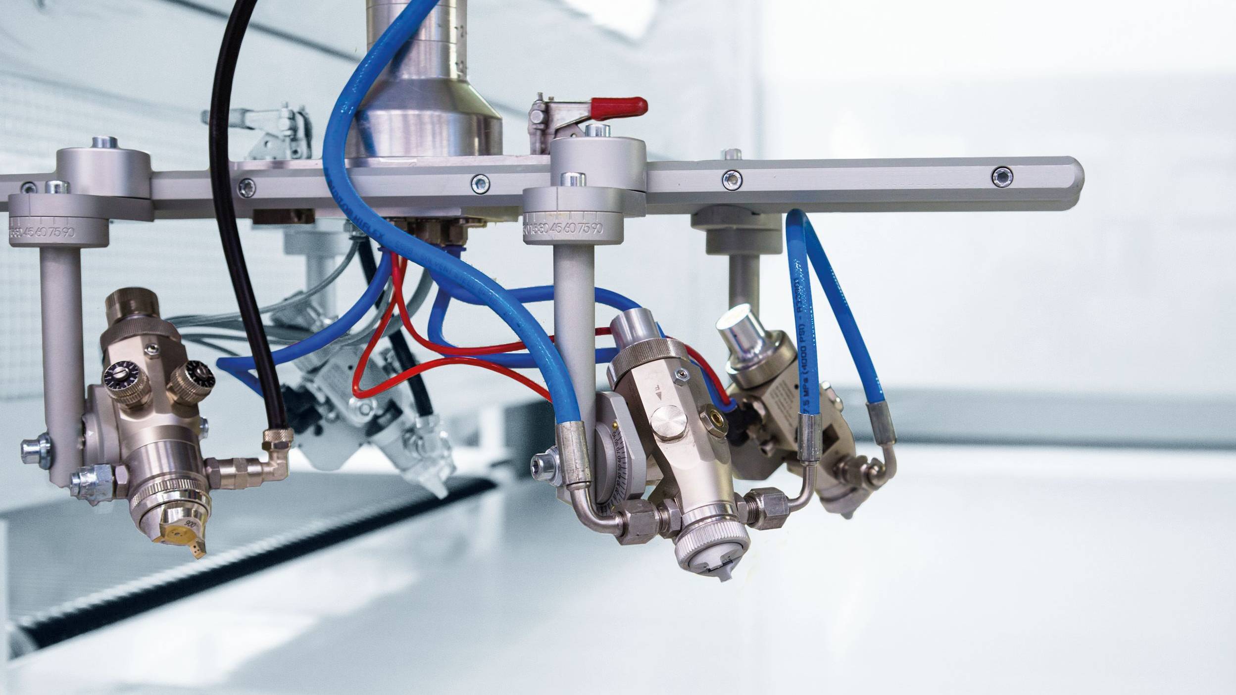 Wide range of automatic air spray guns. suitable for standard paint applications and special coverage applications in ceramic or glass industry.